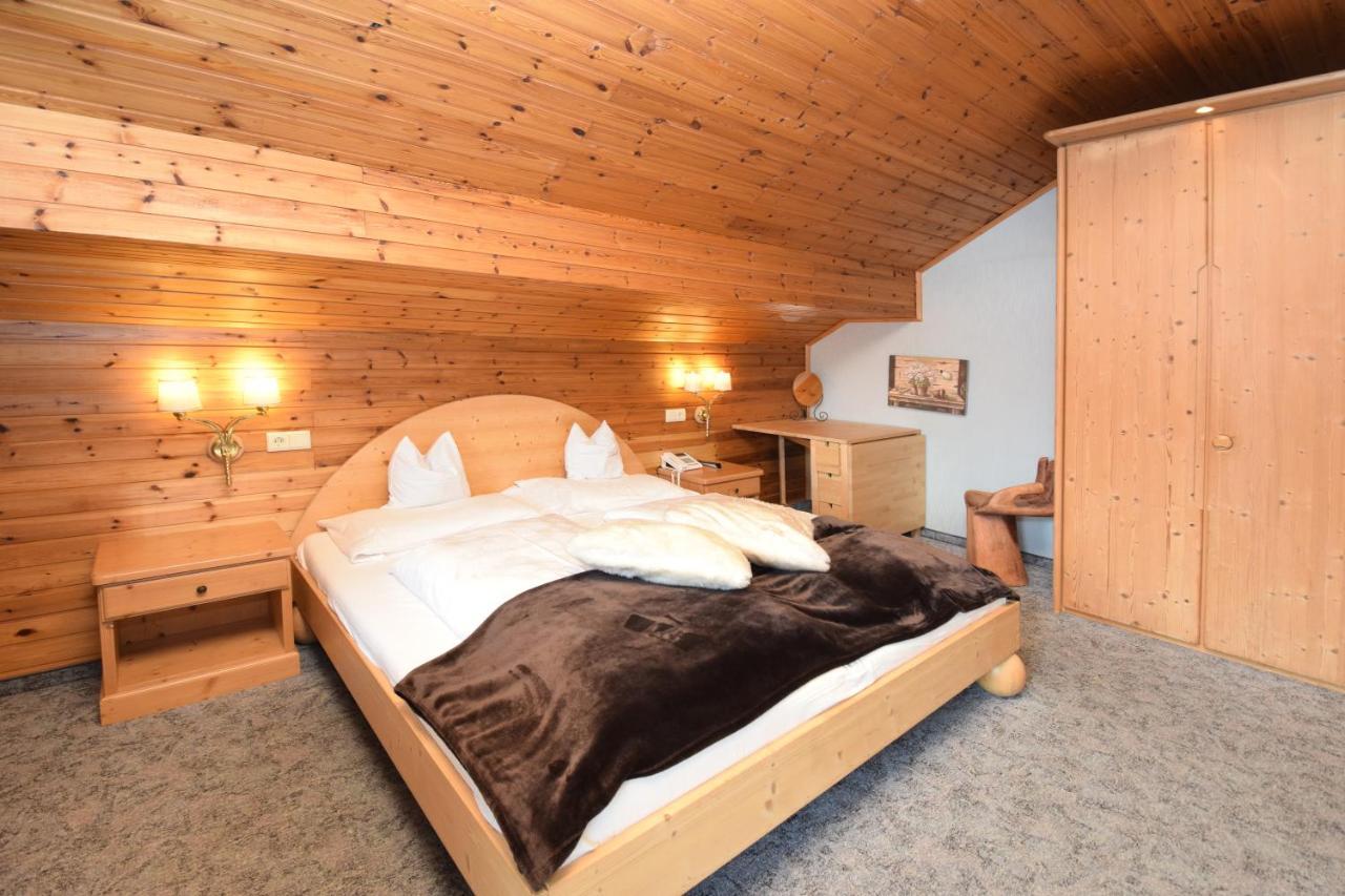 Hotel Chalet Olympia Monguelfo-Tesido / Welsberg-Taisten Eksteriør billede