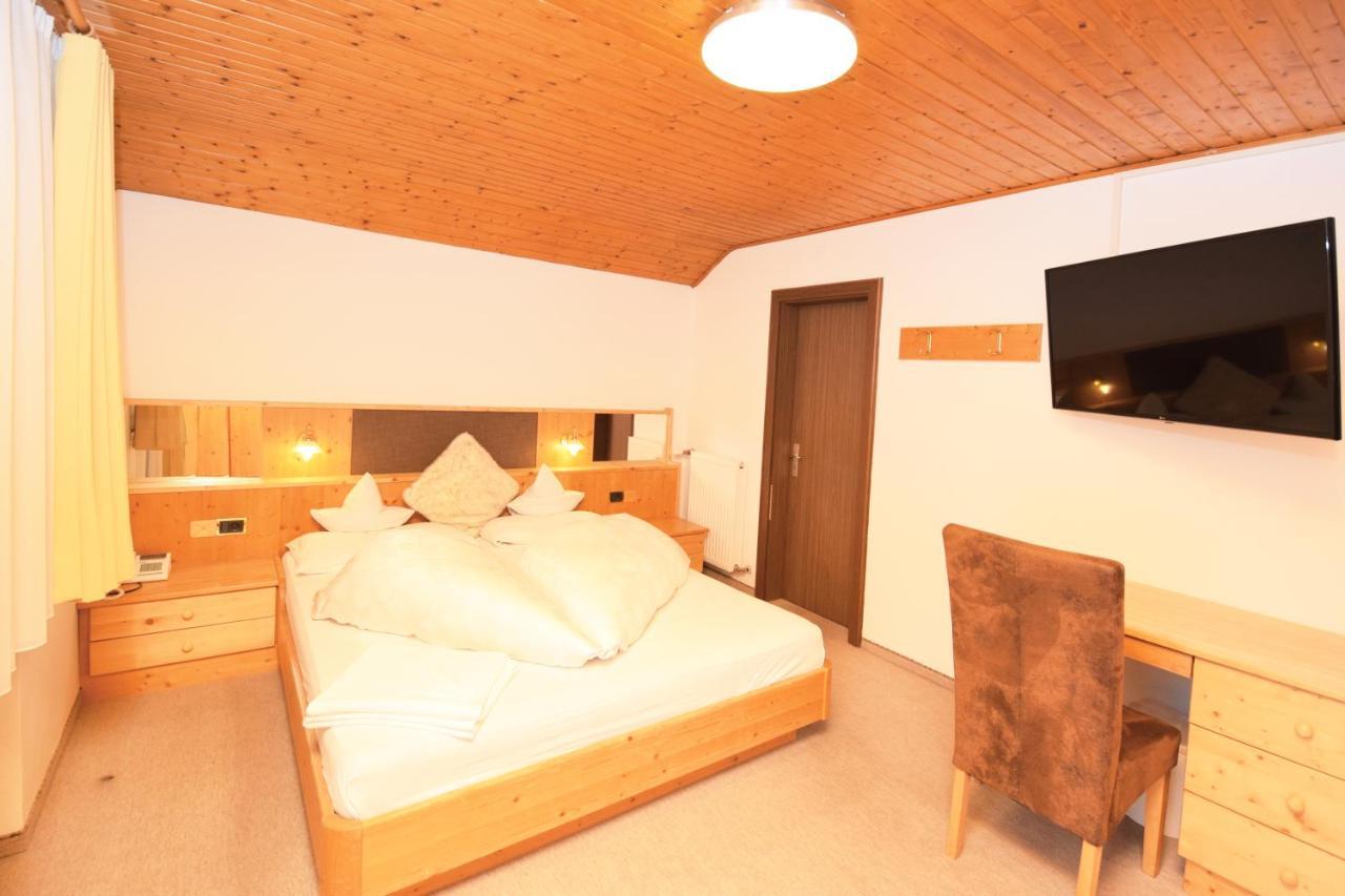 Hotel Chalet Olympia Monguelfo-Tesido / Welsberg-Taisten Eksteriør billede