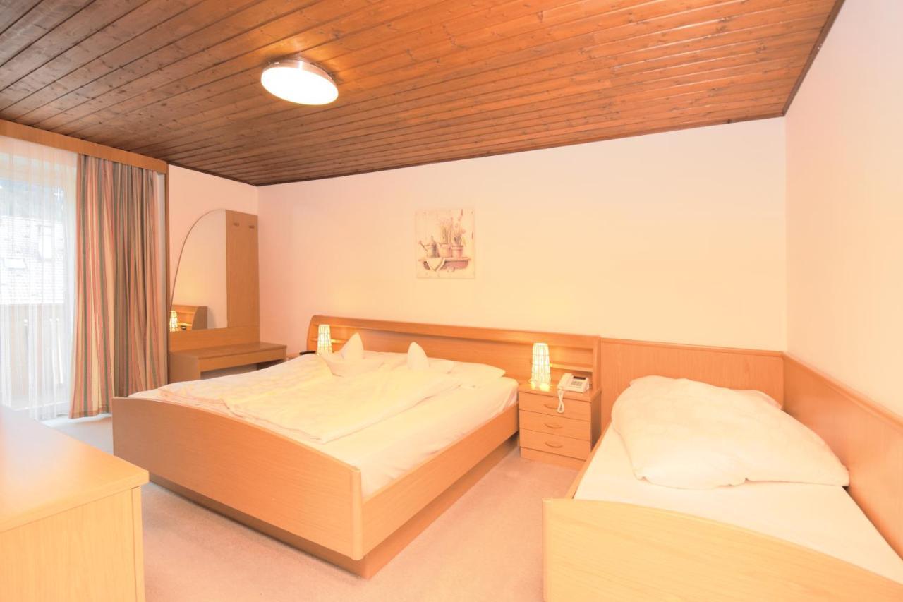 Hotel Chalet Olympia Monguelfo-Tesido / Welsberg-Taisten Eksteriør billede