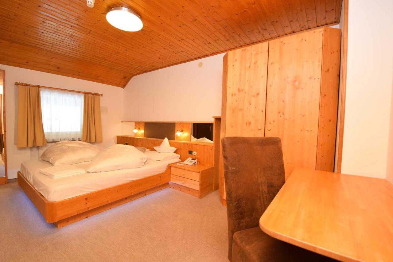 Hotel Chalet Olympia Monguelfo-Tesido / Welsberg-Taisten Eksteriør billede