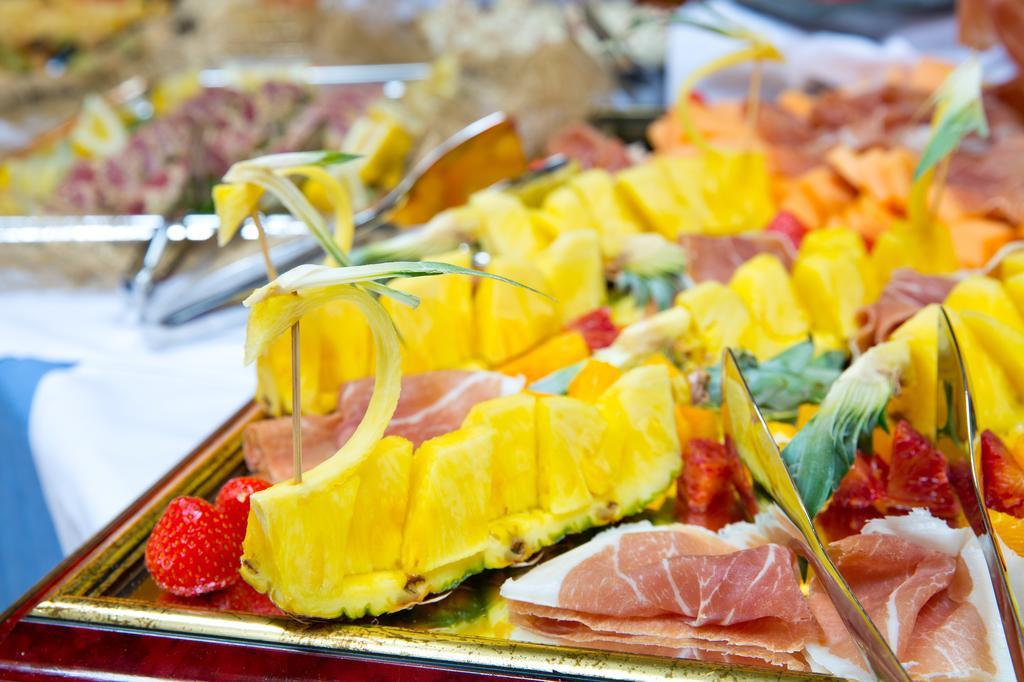 Hotel Chalet Olympia Monguelfo-Tesido / Welsberg-Taisten Eksteriør billede