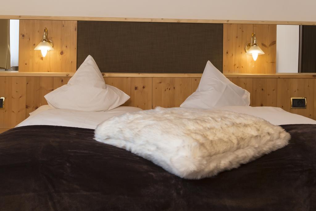 Hotel Chalet Olympia Monguelfo-Tesido / Welsberg-Taisten Eksteriør billede